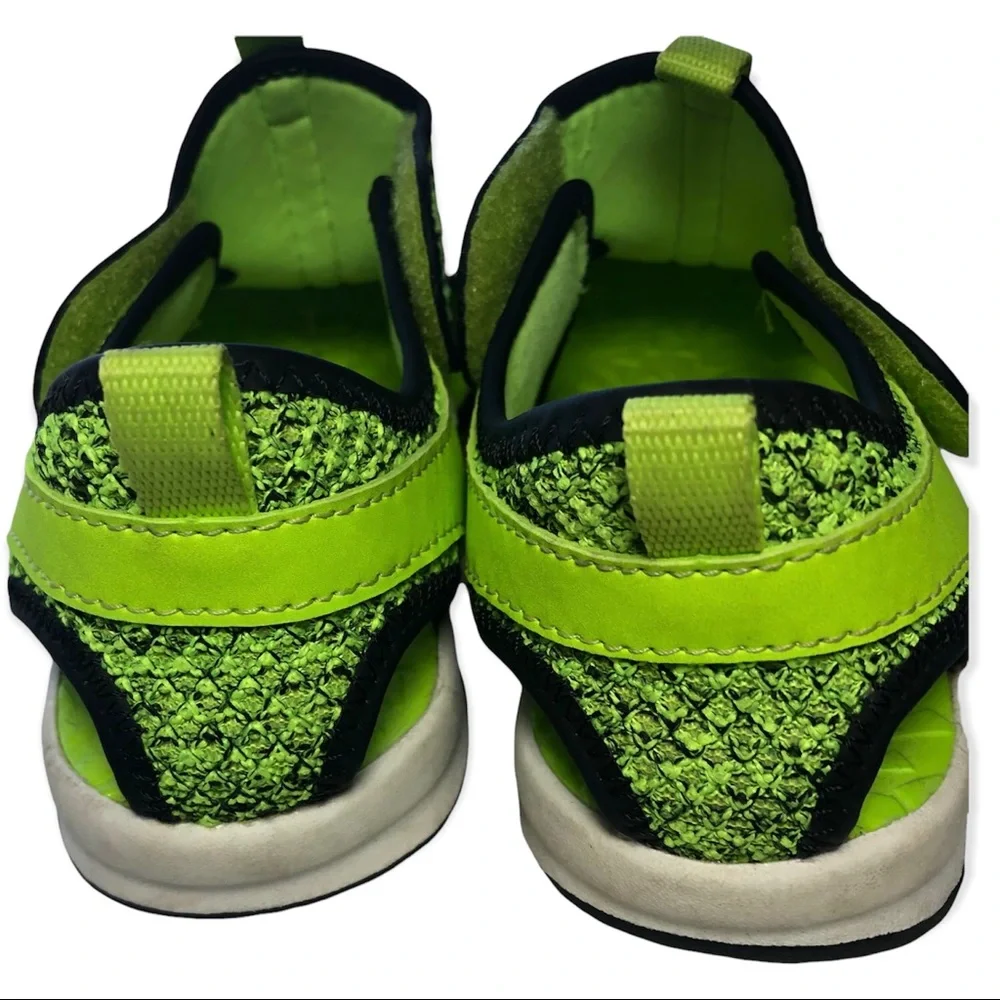 LANDS END Green/Black Unisex water Shoes‎ sandals Sz 3M